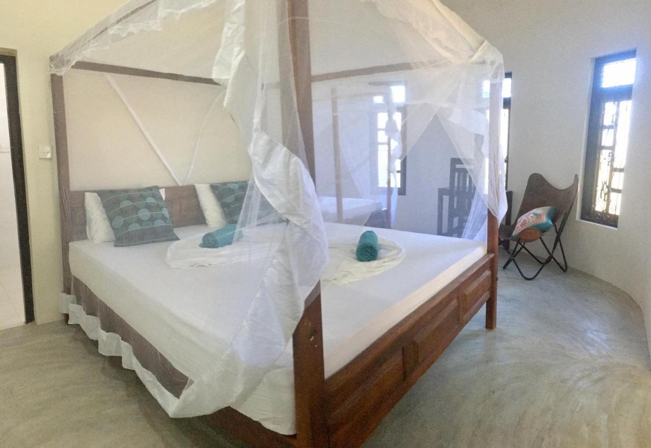 Little Lagoon Hostel Arugam Bay Bagian luar foto