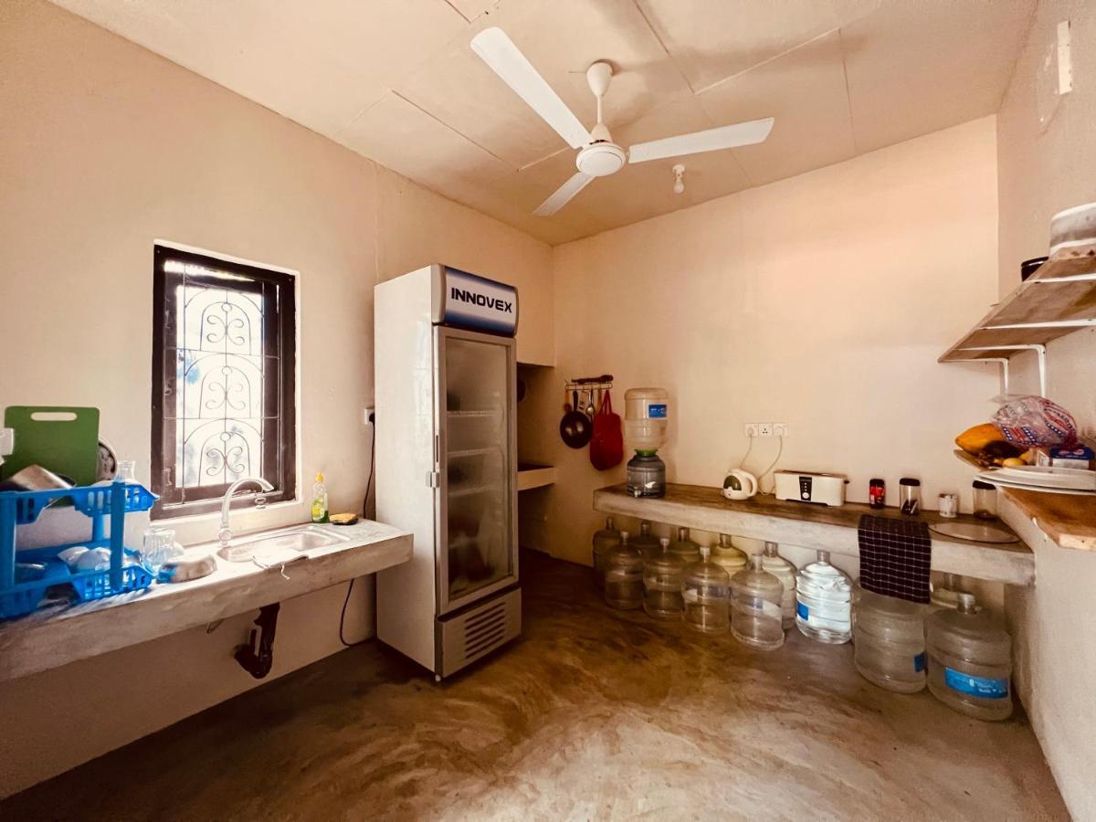 Little Lagoon Hostel Arugam Bay Bagian luar foto